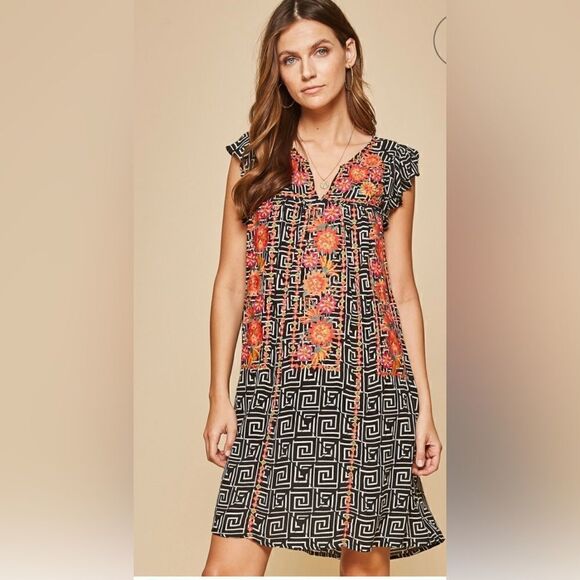 Savanna Jane Embroidered Geometric Dress - Picture 1 of 10